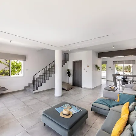 Villa Bay View 5 *